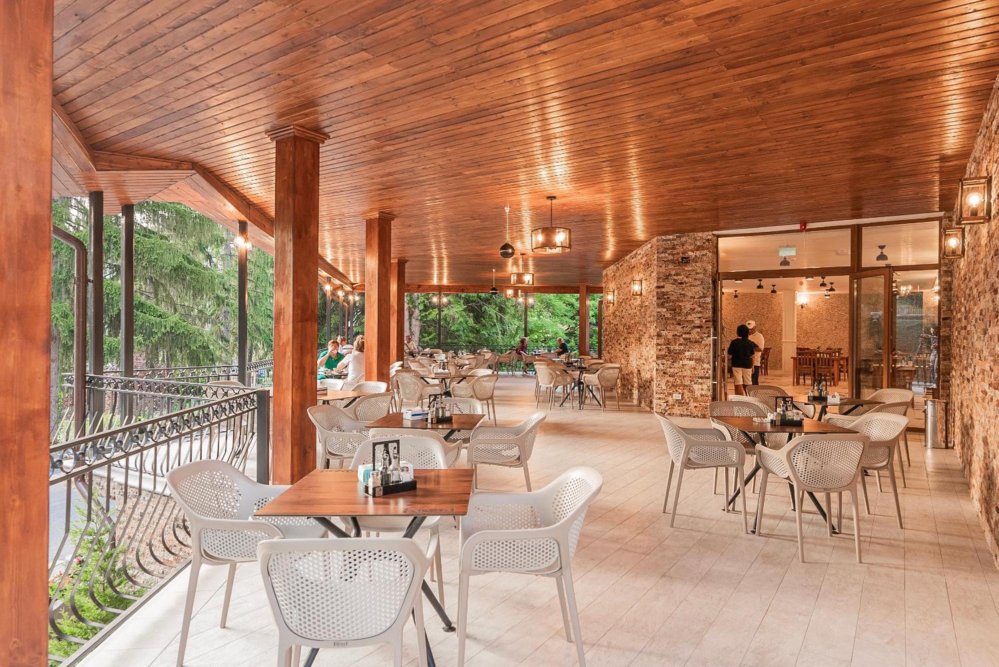 Hotel Cascada 4*